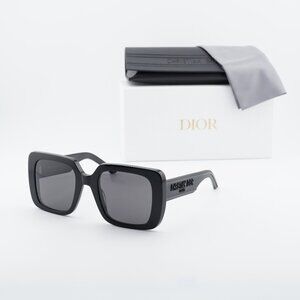 Dior WILDIOR S3U 10A0 Square Sunglasses – Black\ Smoke